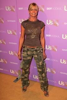 Jaime Pressly feet photo thumbnail