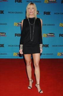 Jaime Pressly feet photo thumbnail