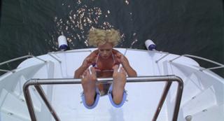 Jaime Pressly feet photo thumbnail