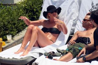 Jaime Pressly feet photo thumbnail