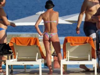 Jaime Pressly feet photo thumbnail