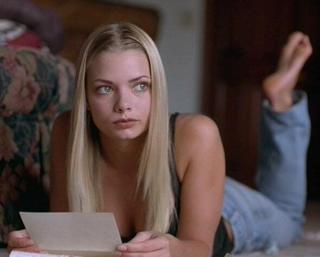 Jaime Pressly feet photo thumbnail