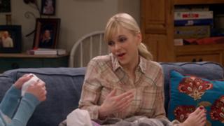 Jaime Pressly feet photo thumbnail