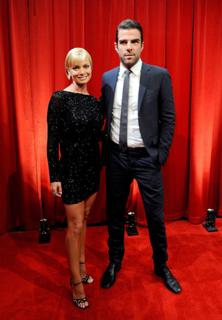 Jaime Pressly feet photo thumbnail