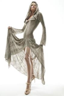 Jaime Pressly feet photo thumbnail