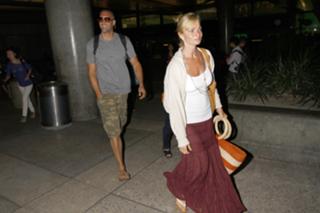 Jaime Pressly feet photo thumbnail