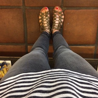 Jaime Ray Newman feet photo thumbnail