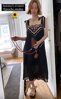 Jaime Ray Newman feet photo thumbnail