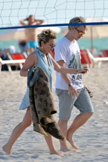 Jaime Winstone feet photo 16