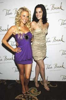 Jaimie Alexander feet photo thumbnail