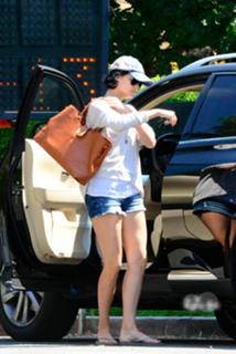 Jaimie Alexander feet photo thumbnail