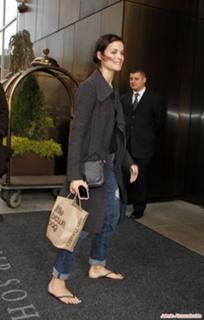 Jaimie Alexander feet photo thumbnail
