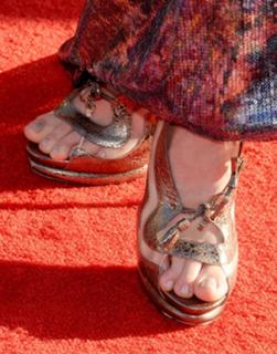 Jaimie Alexander feet photo thumbnail