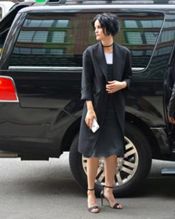 Jaimie Alexander feet photo thumbnail