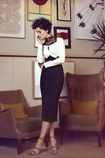 Jaimie Alexander feet photo thumbnail