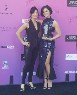 Jaimie Alexander feet photo thumbnail