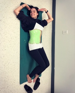 Jaimie Alexander feet photo thumbnail