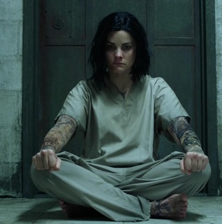 Jaimie Alexander feet photo thumbnail