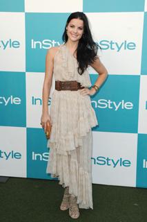 Jaimie Alexander feet photo thumbnail