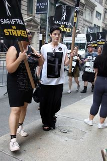 Jaimie Alexander feet photo thumbnail