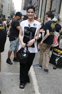 Jaimie Alexander feet photo thumbnail
