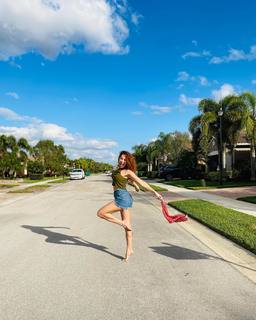 Jaina Lee Ortiz feet photo thumbnail