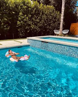 Jaina Lee Ortiz feet photo thumbnail