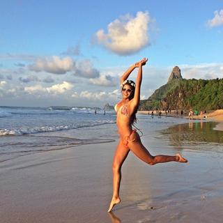 Jakelyne Oliveira feet photo 11