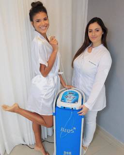 Jakelyne Oliveira feet photo 6