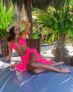 Jakelyne Oliveira feet photo 2