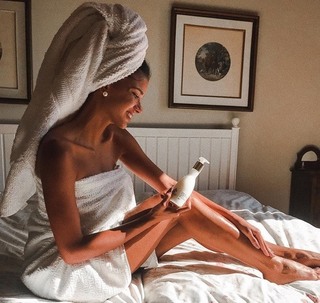 Jakelyne Oliveira feet photo 7