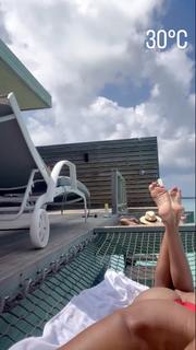 Jakelyne Oliveira feet photo 15