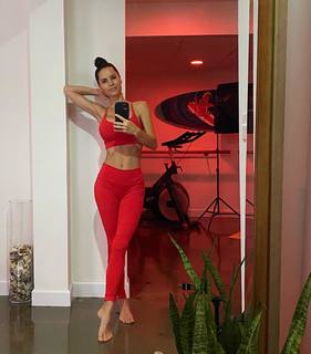 Jala Sue feet photo 15