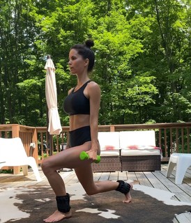Jala Sue feet photo 2