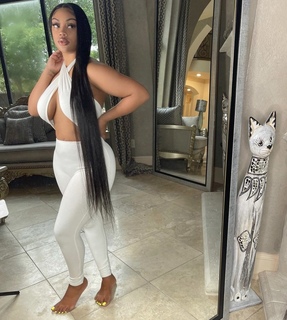 Jaliyah Monet feet photo 2