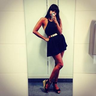 Jameela Jamil feet photo thumbnail