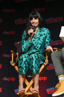 Jameela Jamil feet photo thumbnail