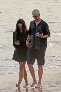 Jameela Jamil feet photo thumbnail