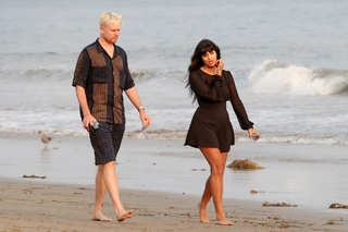 Jameela Jamil feet photo thumbnail