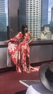 Jameela Jamil feet photo thumbnail