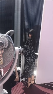Jameela Jamil feet photo thumbnail