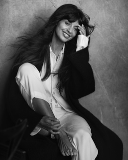 Jameela Jamil feet photo thumbnail