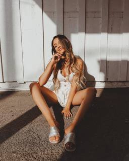 Jami Alix feet photo 18