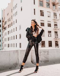 Jami Alix feet photo 12