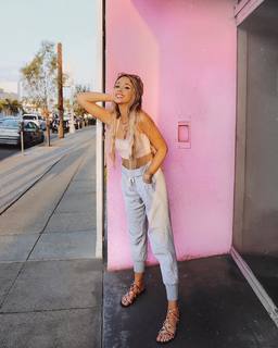 Jami Alix feet photo 8