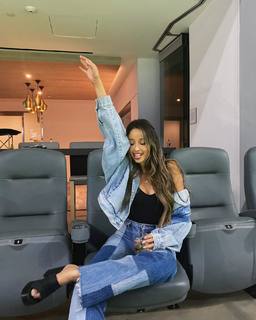 Jami Alix feet photo 14