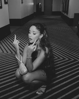 Jami Alix feet photo 10