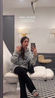 Jami Alix feet photo 9