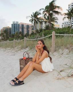 Jami Alix feet photo 10