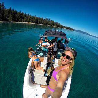Jamie Anderson feet photo 11